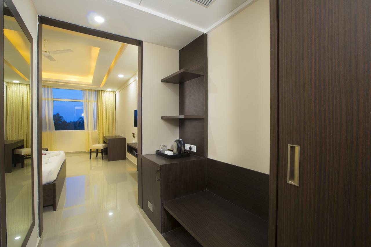 Landmark Pallavaa Beach Resorts Mamallapuram Esterno foto